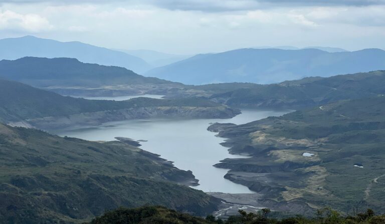 Chingaza sigue lejos del 50 %: Así va el racionamiento de agua en Bogotá