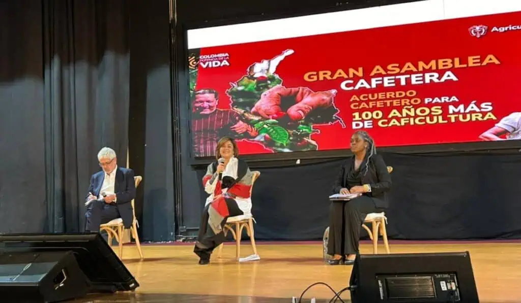 Gobierno revela planes para el sector cafetero en Colombia Asamblea Cafetera