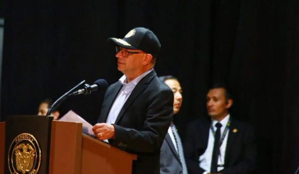Petro habla por primera vez tras hundimiento de reforma a la salud Gustavo Petro