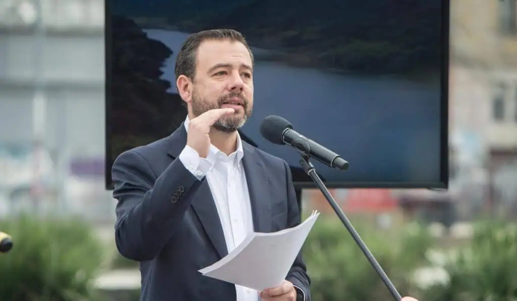 Paro camionero: Colegios distritales y empleados de Bogotá retomarán actividades este 6 de septiembre Racionamiento de agua en Bogotá