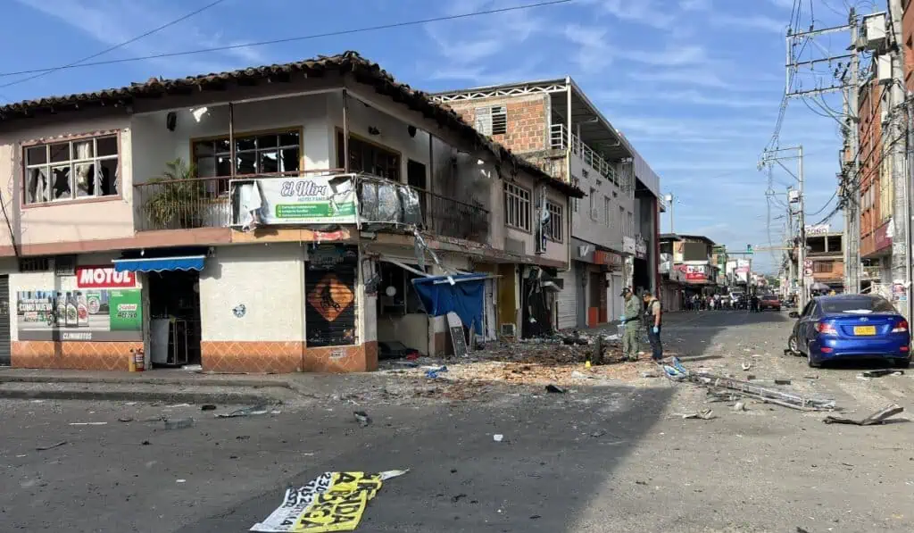 Doble ataque contra la Fuerza Pública golpea a Jamundí y Cauca, en el suroccidente de Colombia casas en Colombia