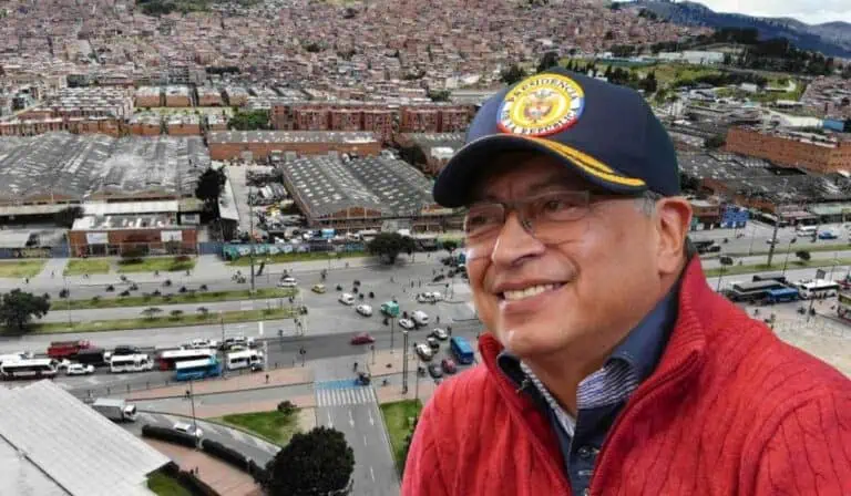 Gustavo Petro y Autopista Sur
