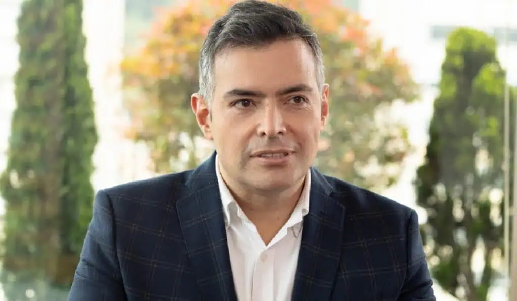 Porvenir presenta su cuarto informe de sostenibilidad: avances en biodiversidad, cambio climático y bienestar social Bernardo Sánchez, gerente de Mercadeo y Sostenibilidad en el Fondo de Pensiones y Cesantías Porvenir. Foto: Archico Valora Analitik