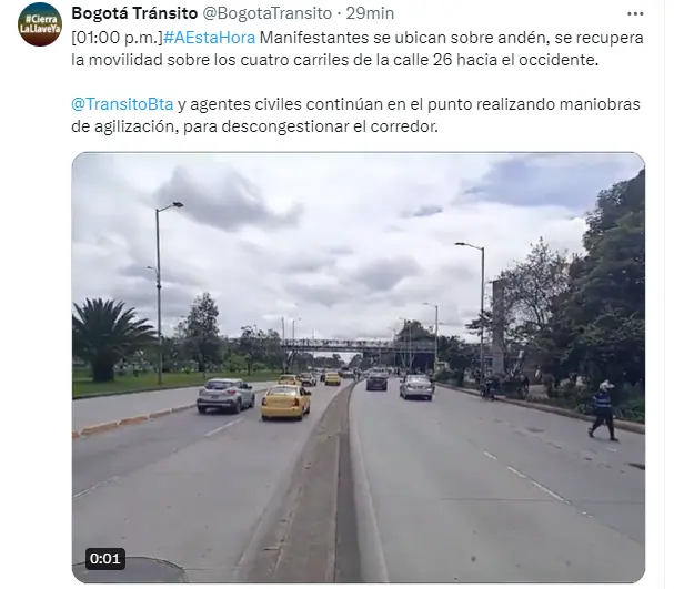 Bloqueos en la Calle 26 en Bogotá por protestas de sindicato de la DIAN: así avanza movilidad Bloqueos Calle 26