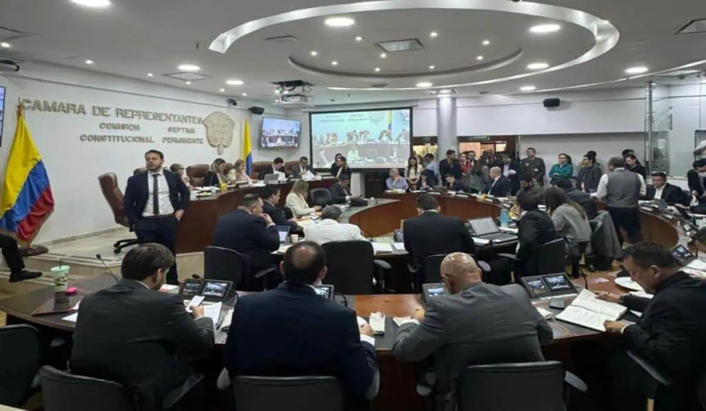 Cámara aprueba 37 artículos de la reforma pensional de Petro y levanta sesión Reforma pensional, Comisión Séptima de Cámara.