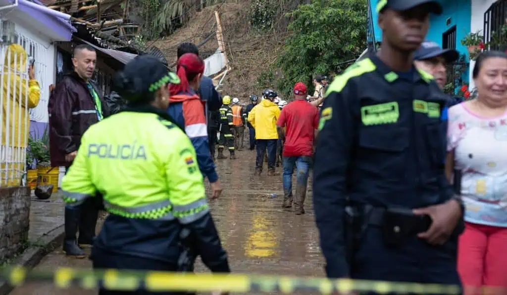 Fuertes lluvias en Colombia ocasionan emergencias en varios departamentos Emergencia en Dosquebradas