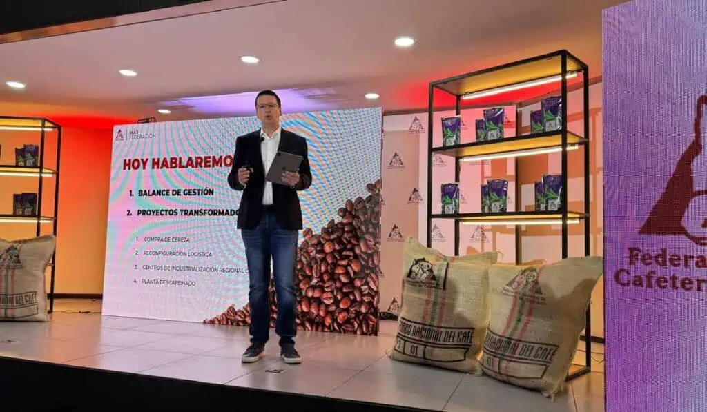 Producción de café en Colombia creció 7 % a abril del 2024 Germán Alberto Bahamón, gerente general de la FNC