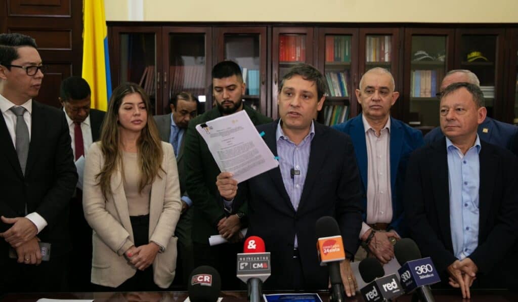 Gobierno Petro radica proyecto de ley para inteligencia artificial