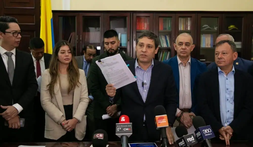 Gobierno Petro radica proyecto para recopilar datos y desarrollar inteligencia artificial en Colombia Gobierno Petro radica proyecto de ley para inteligencia artificial