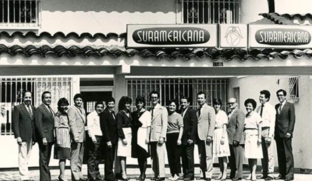 Sura celebra 80 años de crecimientoy evolución en Colombia y América Latina Historia de EPS Sura.