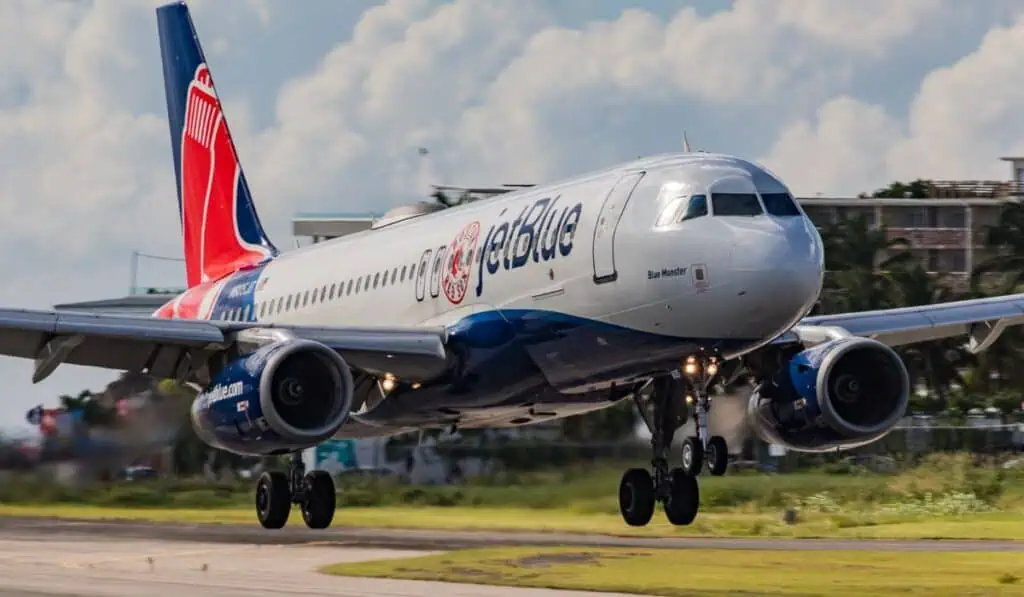 JetBlue tendrá cuatro vuelos semanales a Medellín desde Puerto Rico JetBlue