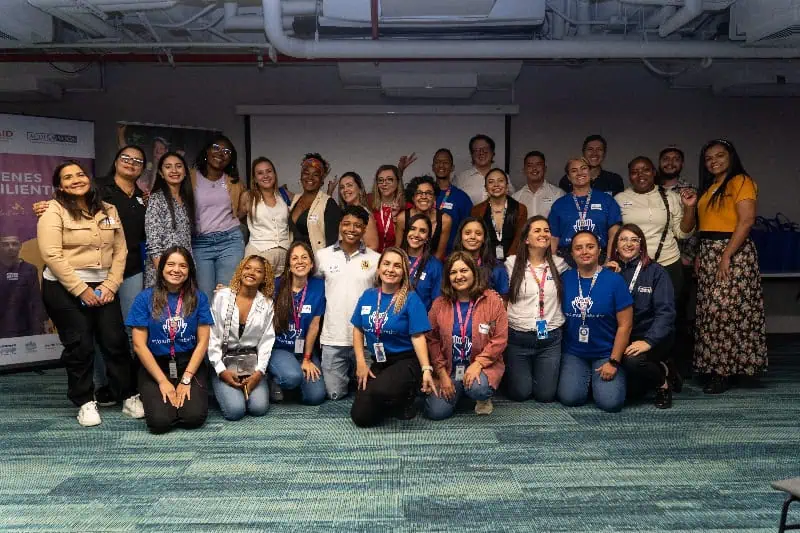 Programa Jóvenes Resilientes anunció dos alianzas para fortalecer el emprendimiento Jóvenes Resilientes