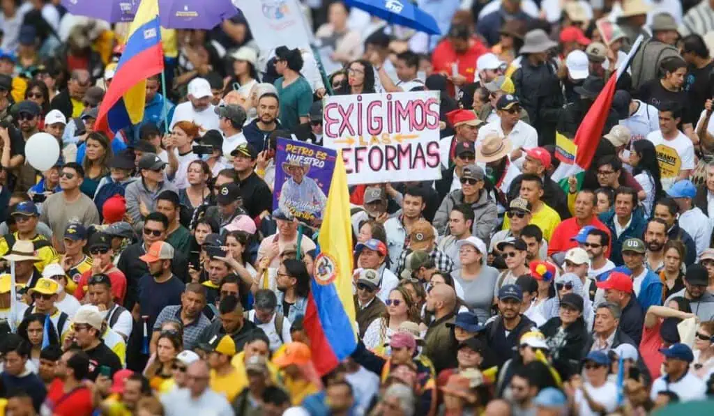 Centrales obreras anuncian nuevo paro nacional: Lugar y fecha donde iniciará Marchas del 1 de mayo 2024