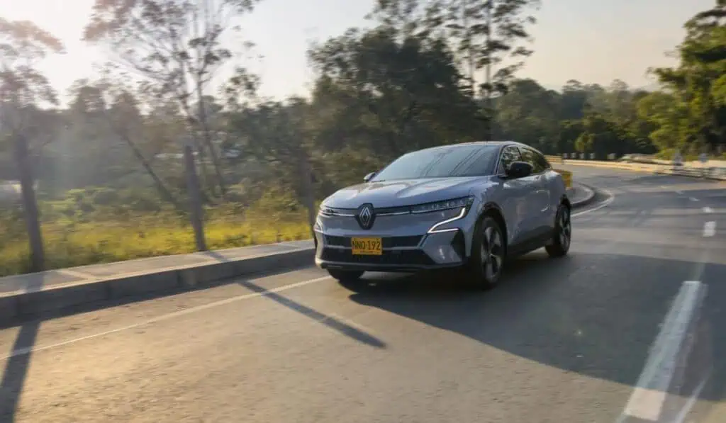 Test Drive | Megane E-Tech: Así funciona un vehículo eléctrico de $200 millones Megane E-Tech