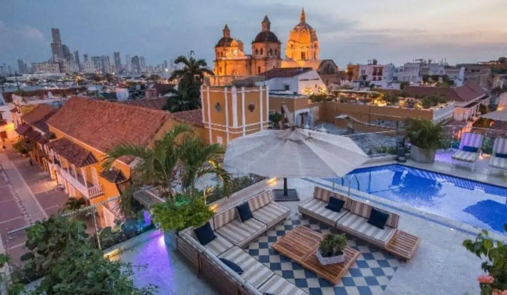 Colombia se consolida como destino turístico clave en América Latina: reservas y crecimiento en 2024 Se rompió récord en turismo en Colombia: llegaron 6,7 millones de visitantes no residentes en 2024