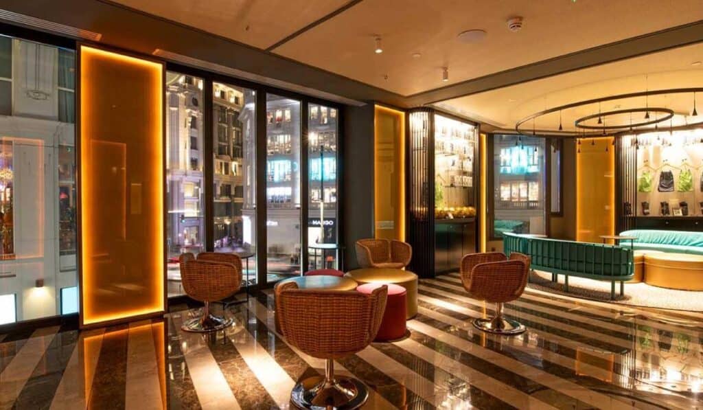 Hotel de Cristiano Ronaldo tiene vacantes disponibles.