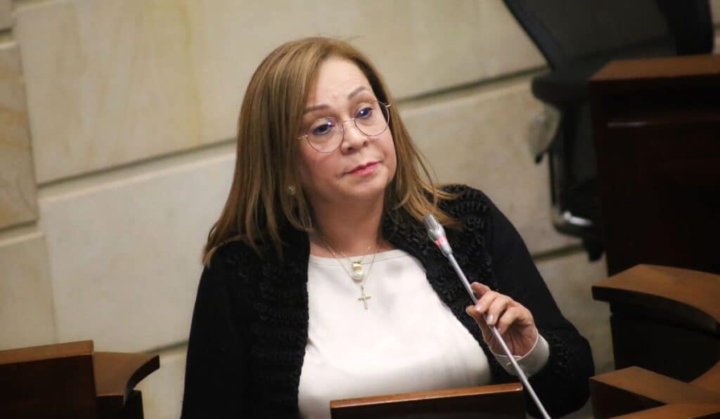 Mónica Elsy Certaín Palma