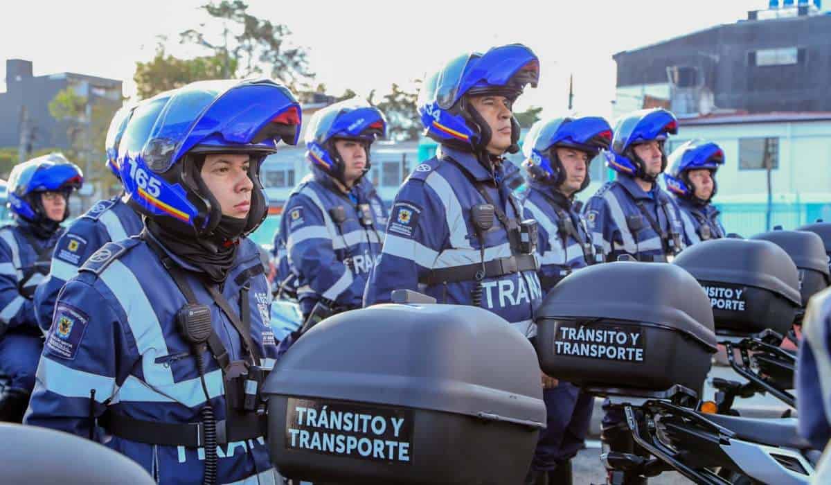 Agentes de tránsito en Bogotá