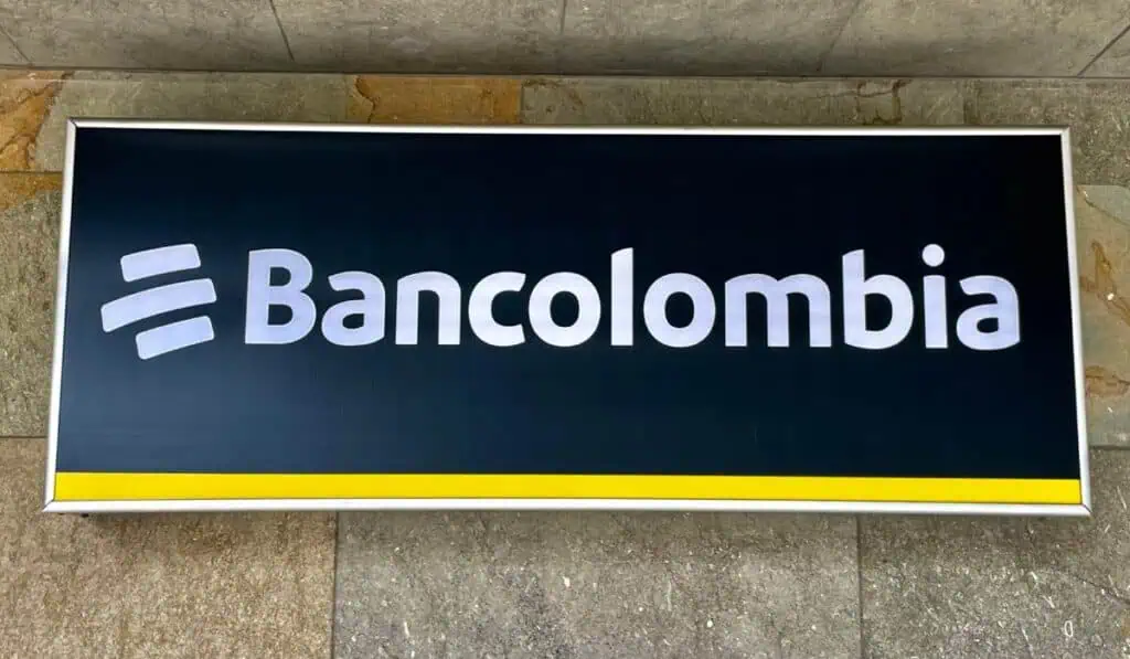 Bancolombia anuncia 400 vacantes para diferentes cargos: ¿Cómo aplicar? Logo de Bancolombia