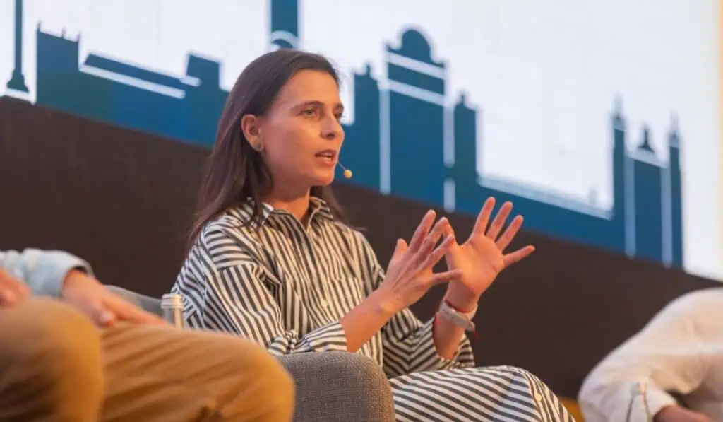 Entrevista | Con agresivo plan de expansión, Juan Valdez apunta a fortalecer presencia internacional Camila Escobar sobre expansión de Jua Valdez fuera de Colombia