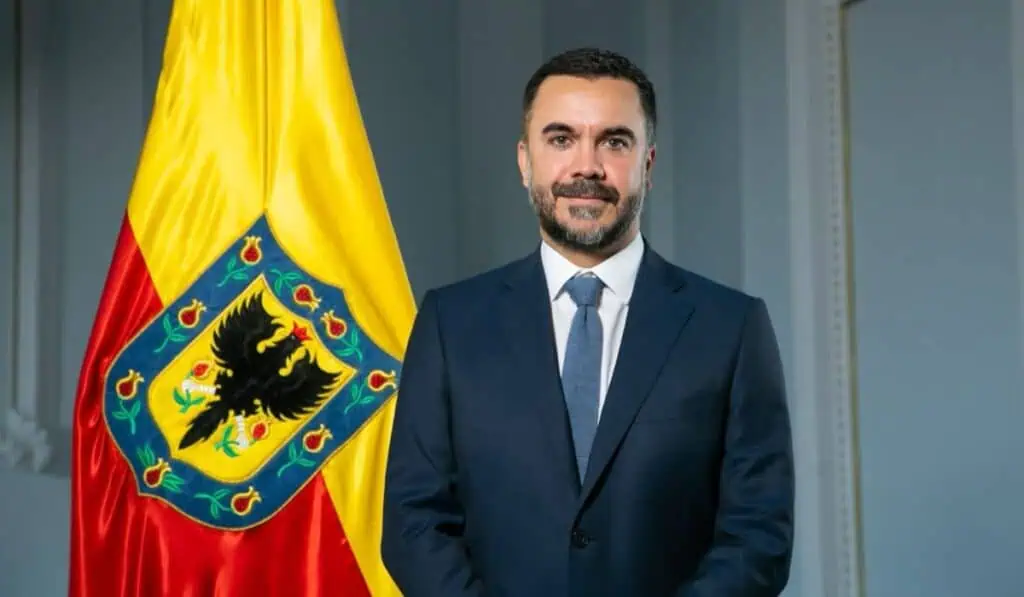 Galán reestructura su equipo, estos fueron los cambios en el gabinete Miguel Silva