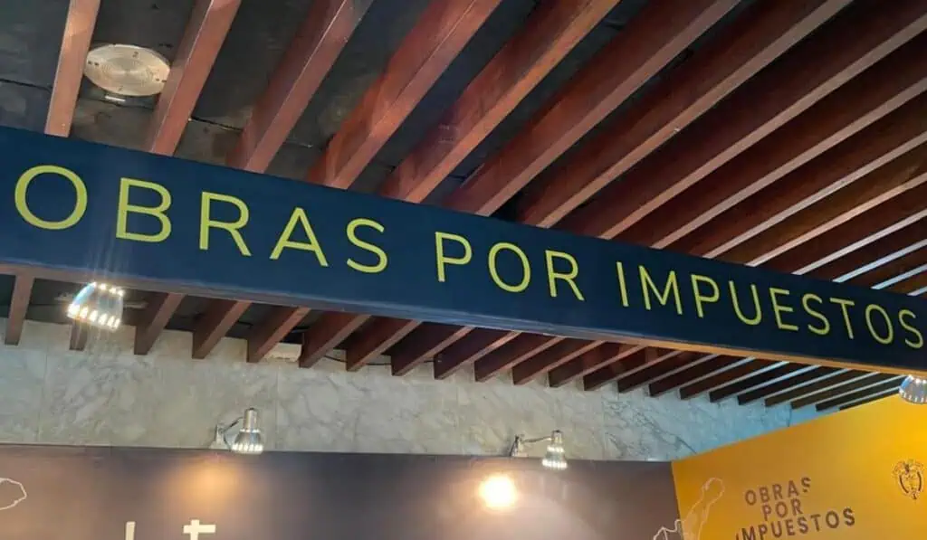 Bogotá lanza el mecanismo de obras por impuestos para incentivar inversión en infraestructura Logo obras por impuestos