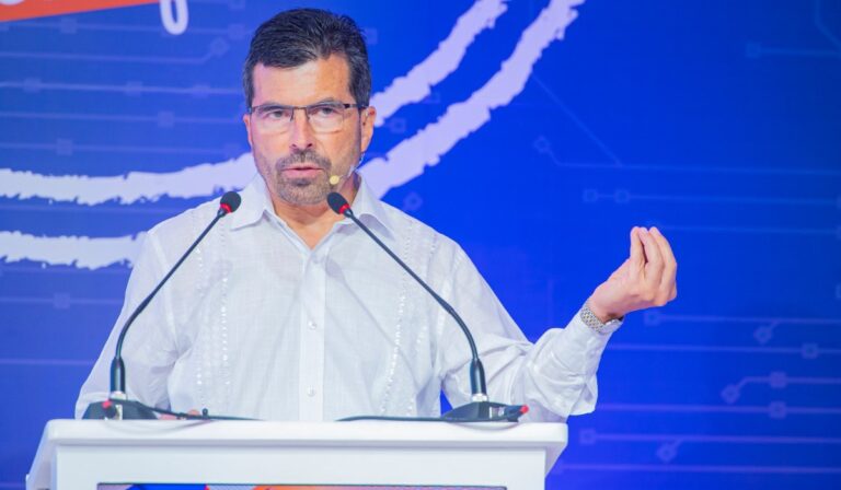 Orlando Velandia, presiden de la ANH
