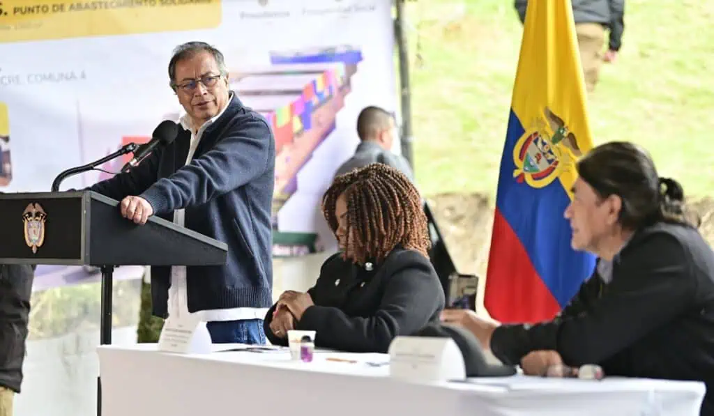 Gobierno Petro invertirá medio billón de pesos para el hambre en 150 municipios del país Presentación del proyecto PAS (Puntos de Abastecimiento Solidario)