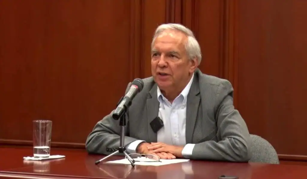 Exministro Ocampo dice que la nueva reforma tributaria de Petro "no es conveniente" Exministro Ocampo dice que la nueva reforma tributaria de Petro "no es conveniente"