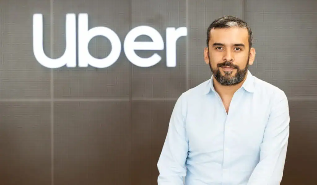 Taxistas de Medellín tienen la mejor calificación del país en Uber: así ha crecido servicio en la app Camilo Segura, gerente de comunicaciones de Uber en la región Andina
