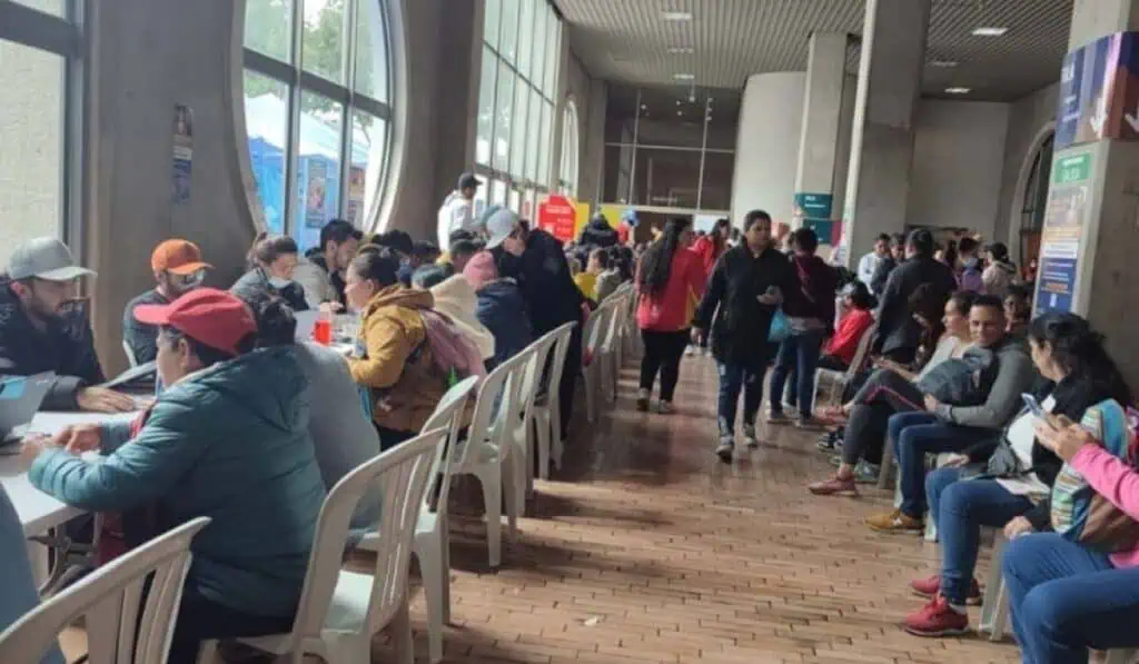 ¿Es beneficiario del Ingreso Mínimo Garantizado? En 3 localidades de Bogotá darán detalles Podrá conocer detalles de Ingreso Mínimo Garantizado.