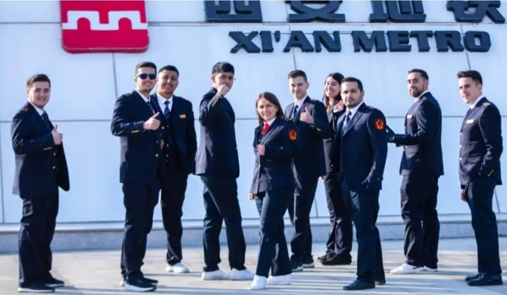 Ingenieros colombianos pueden encontrar trabajo en China con Metro Línea 1 El concesionario Metro Línea 1 busca capacitar y emplear a ingenieros colombianos en China.