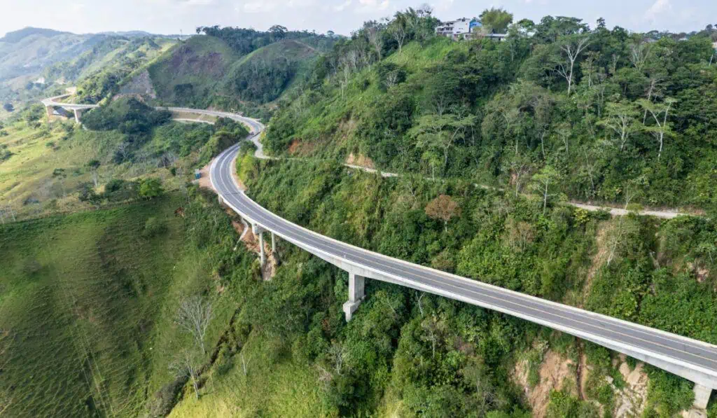 Financiera de Desarrollo Nacional confirma préstamo de $500.000 millones para megavía en Antioquia Conexión Norte