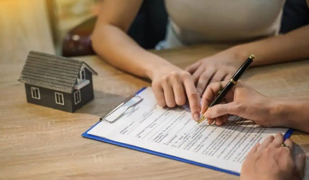 Duración mínima del contrato de arriendo en Colombia: lo que dice la ley para vivienda y comercio Arriendo
