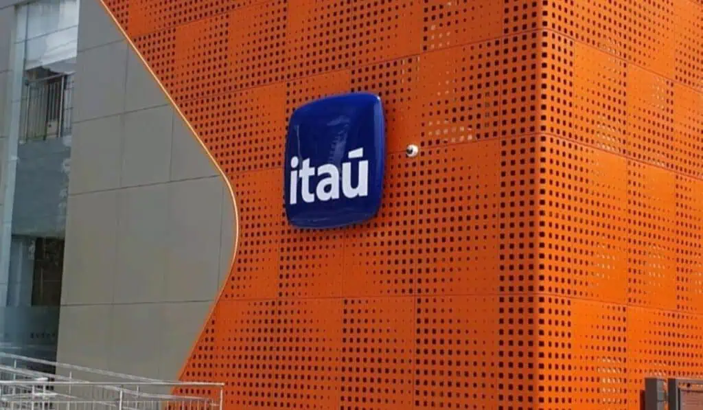 Itaú Colombia convoca asamblea extraordinaria de accionistas para final de 2025: detalles de la reunión Itaú