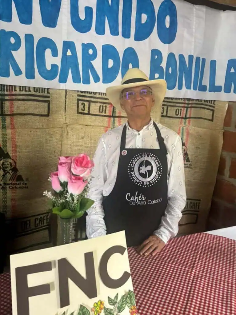Gobierno Petro espera producir 12 millones de sacos de café a fin de año MinHacienda de Colombia se pronuncia sobre el sector del café. Foto: MinHacienda.