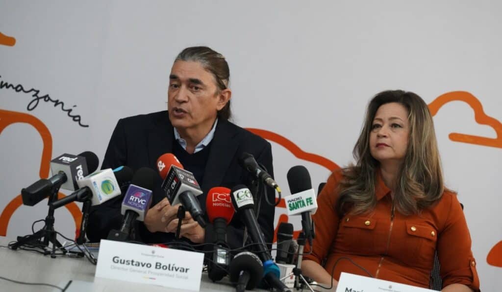 Director del Departamento de Prosperidad Social, Gustavo Bolívar