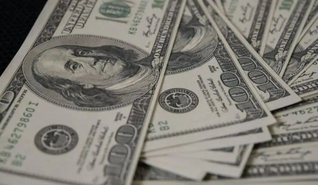 Dólar en Colombia arranca a la baja a espera de declaraciones de Powell de la FED Dólar hoy en Colombia