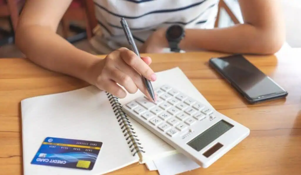 Construir un buen historial crediticio: la clave para acceder a mejores oportunidades financieras Historial crediticio