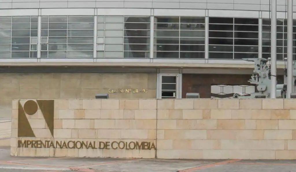 Abren investigación por presuntas irregularidades en contrato con cédulas de extranjería Sede de la Imprenta Nacional en Colombia