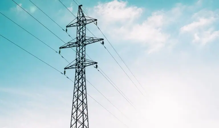 Demanda de energía en Colombia creció 4,39 % en julio, impulsada por el Caribe