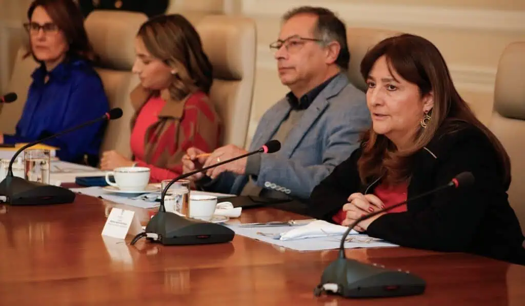 Nueva ministra de Justicia delinea hoja de ruta para mejorar el sistema de justicia Reunión con altas cortes en Casa de Nariño