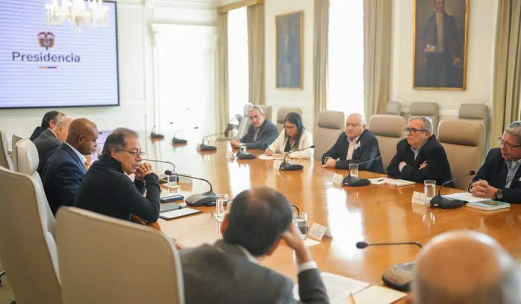 Gobierno Petro alista plan de choque para acelerar el Acuerdo de Paz con las Farc Reunión de balance del cumplimiento del Acuerdo de Paz