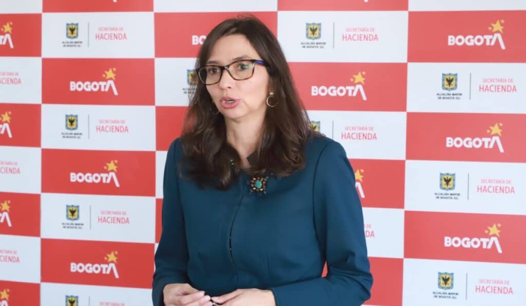 Secretaria de Hacienda de Bogotá, Ana María Cadena, habla de alivios por deudas tributarias en Bogotá