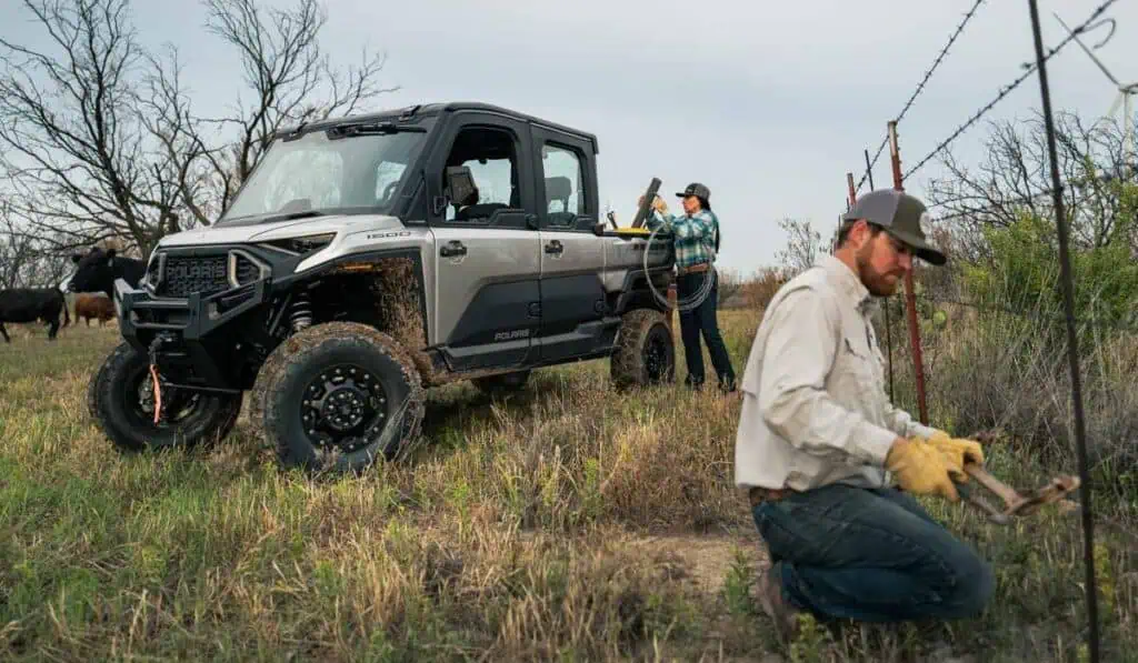 Polaris lanza en Colombia su primer vehículo eléctrico todoterreno Polaris