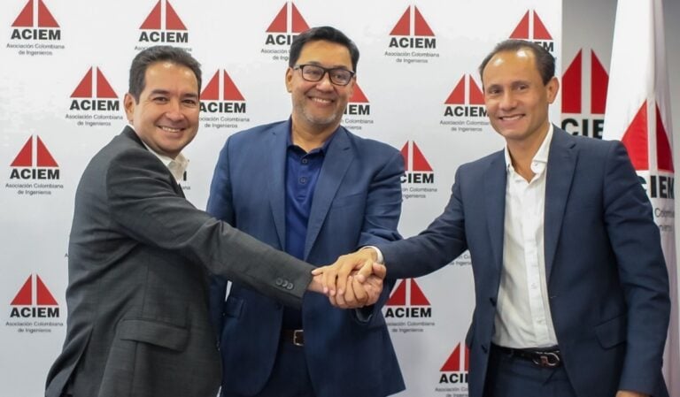 Gremios sellan alianza para impulsar la industria del carbón en Colombia