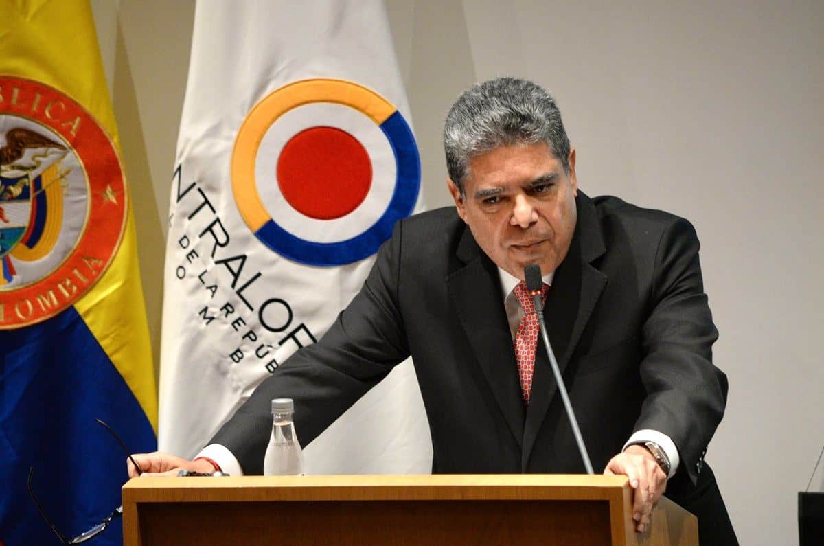 Contraloría contradice a Petro sobre las deudas a las EPS: «Son $32,9 billones, no $100 billones»