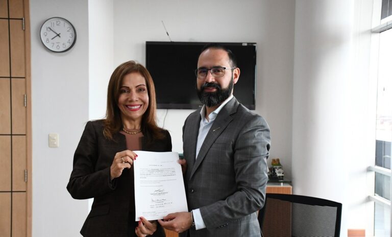 Fanny Guerrero se posesionó como experta comisionada de la CREG en Colombia