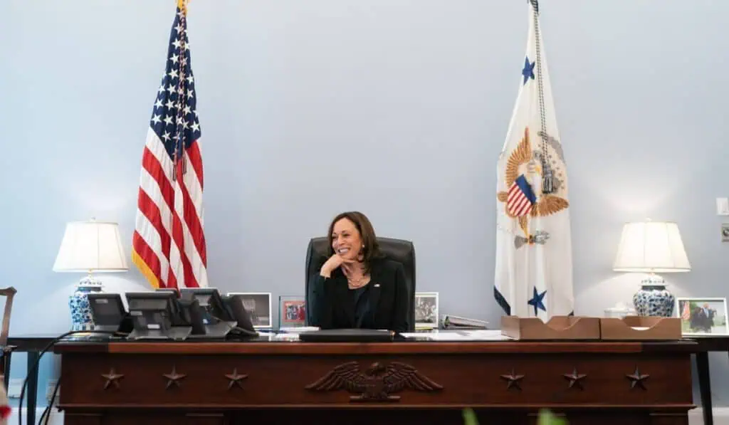 Las encuestas de Estados Unidos siguen dando ventaja a Harris, pero Trump no está lejos Elecciones Estados Unidos