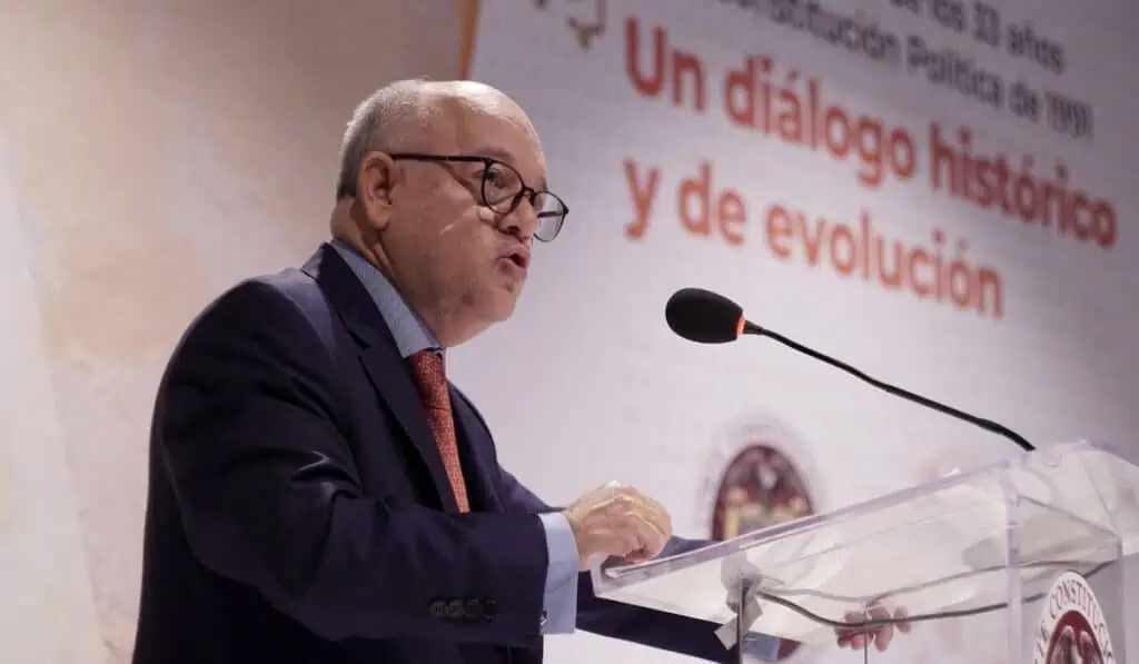 Corte niega solicitud del MinSalud y ordena cumplir plazos para justificar la UPC 2025 presidente de la Corte Constitucional, José Fernando Reyes